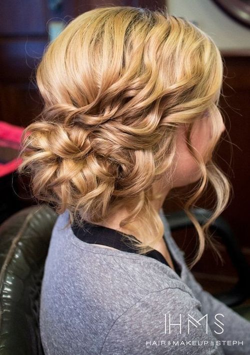 22 Mid-length Hairstyles for Fall
