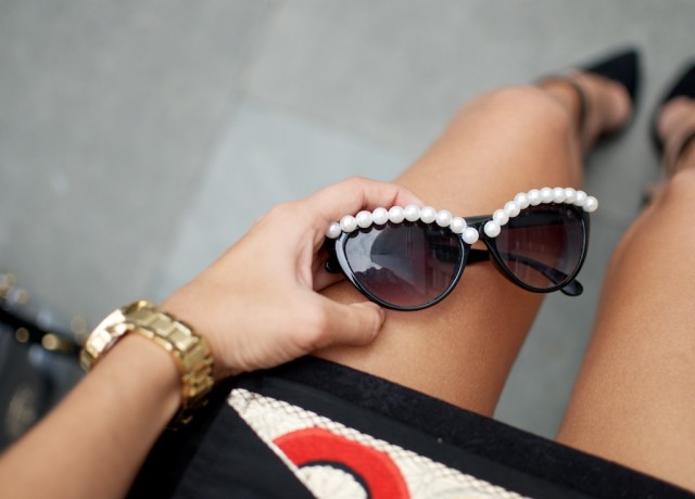 DIY-Pearl-Sunglasses-a-pair-and-a-spare-018