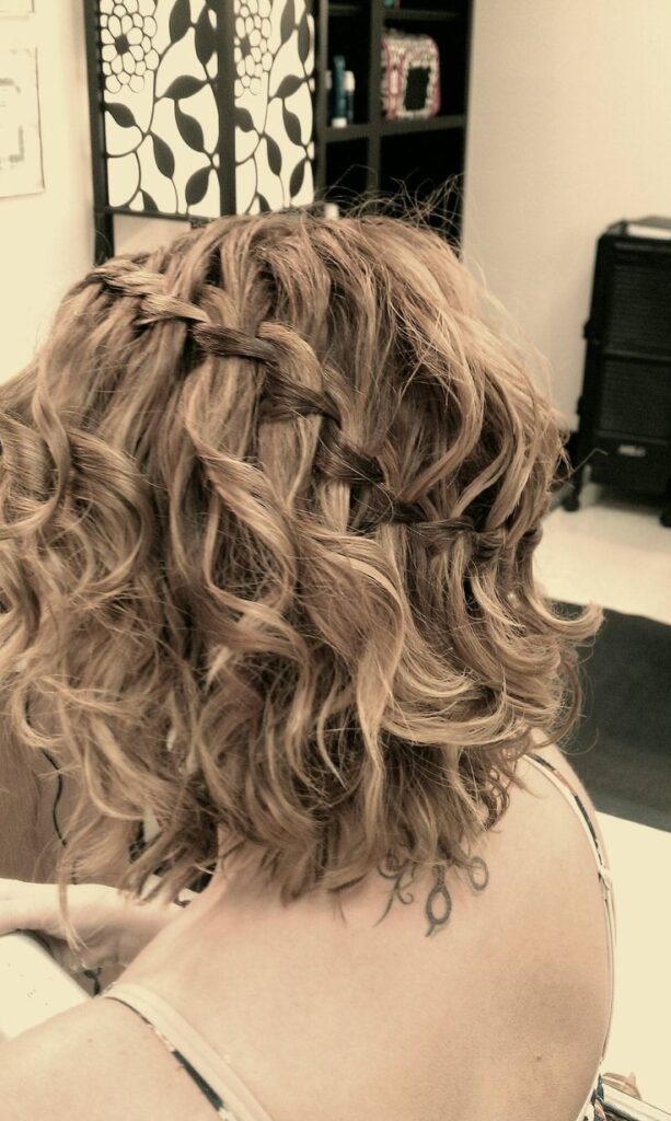 Beautiful Hairstyles to Wear in Summer