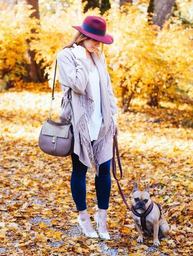 Fringe Coat Outfit with A Hat