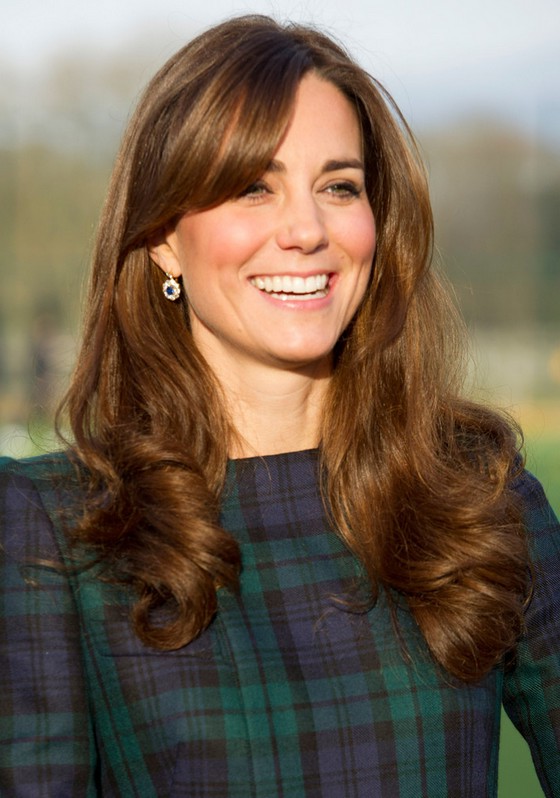 Kate Middleton Long Brunette Wavy Curly Hairstyle with Bangs for Winter