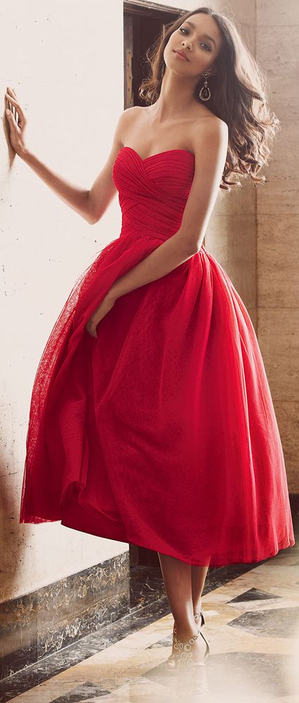 Pretty Red Dresses for New Year's Eve