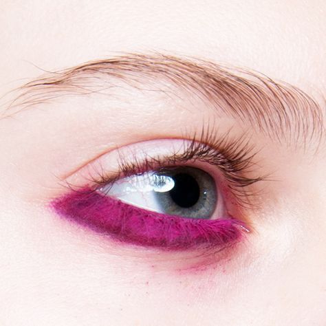 How to Rock Under Eye Makeup 